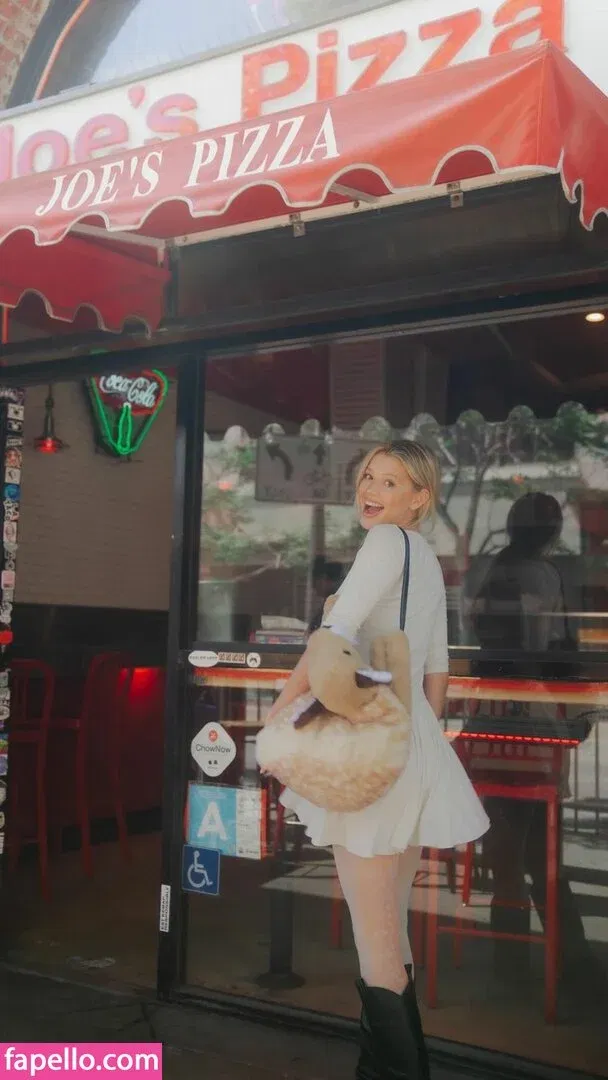 r.julya Onlyfans Photo Gallery 