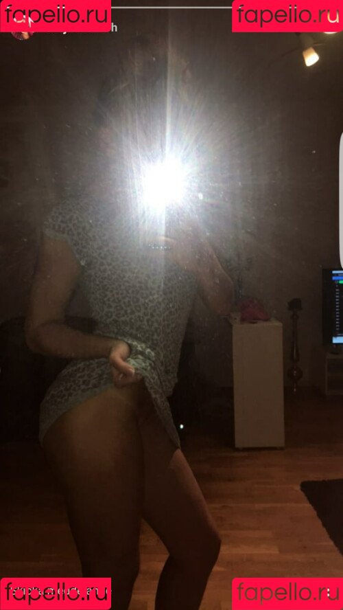 Elin Junkergård Nude Onlyfans Photo 11