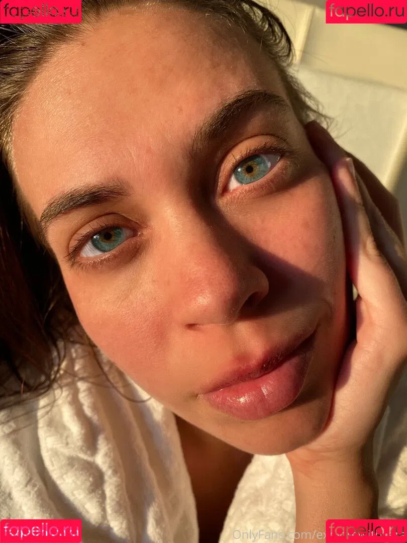 withlovesaraxo Onlyfans Photo Gallery 