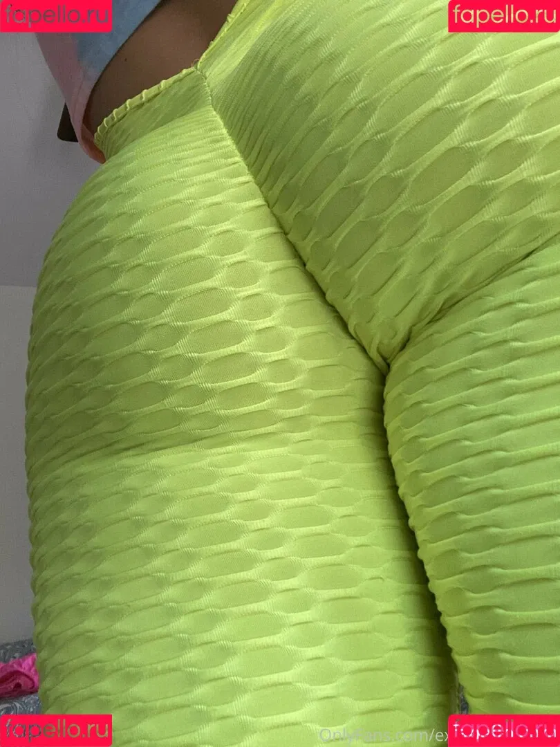 withlovesaraxo Onlyfans Photo Gallery 