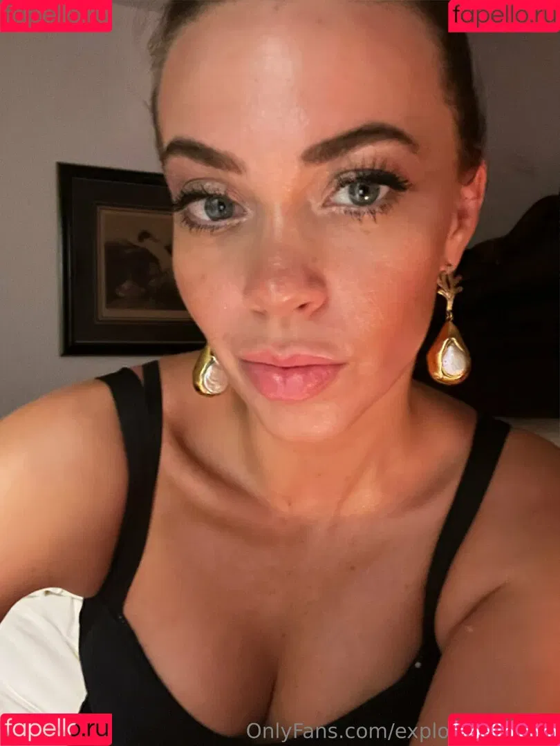 withlovesaraxo Onlyfans Photo Gallery 