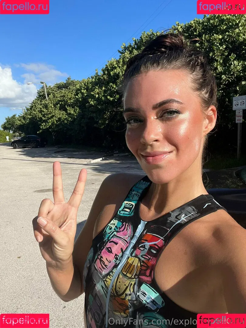 withlovesaraxo Onlyfans Photo Gallery 
