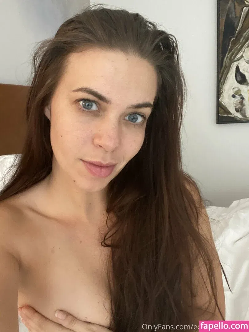 withlovesaraxo Onlyfans Photo Gallery 