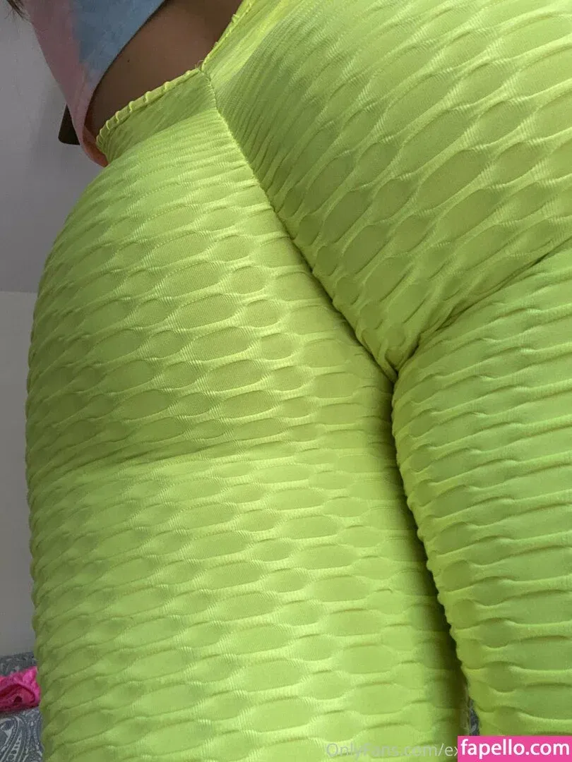 withlovesaraxo Onlyfans Photo Gallery 