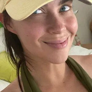 withlovesaraxo Onlyfans Photo Gallery 