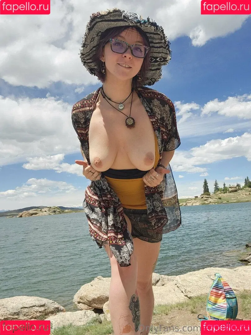 Mavissky Onlyfans Photo Gallery 