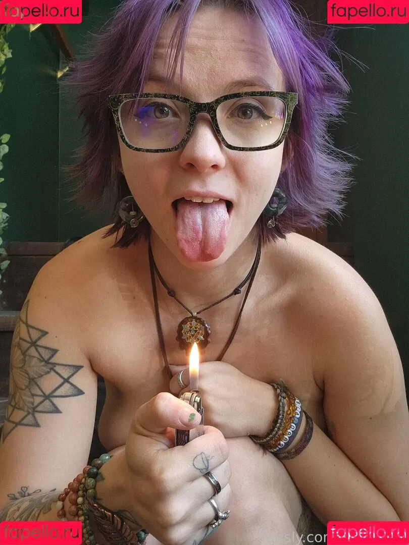 Mavissky Onlyfans Photo Gallery 