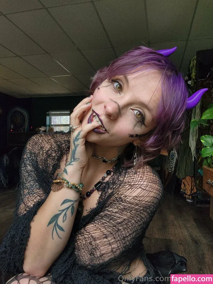 Mavissky Onlyfans Photo Gallery 