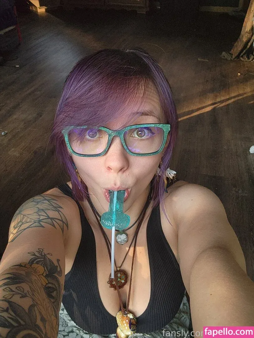 Mavissky Onlyfans Photo Gallery 