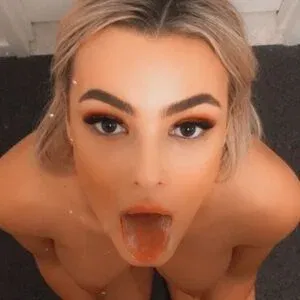 TiffanyNHoe Onlyfans Photo Gallery 