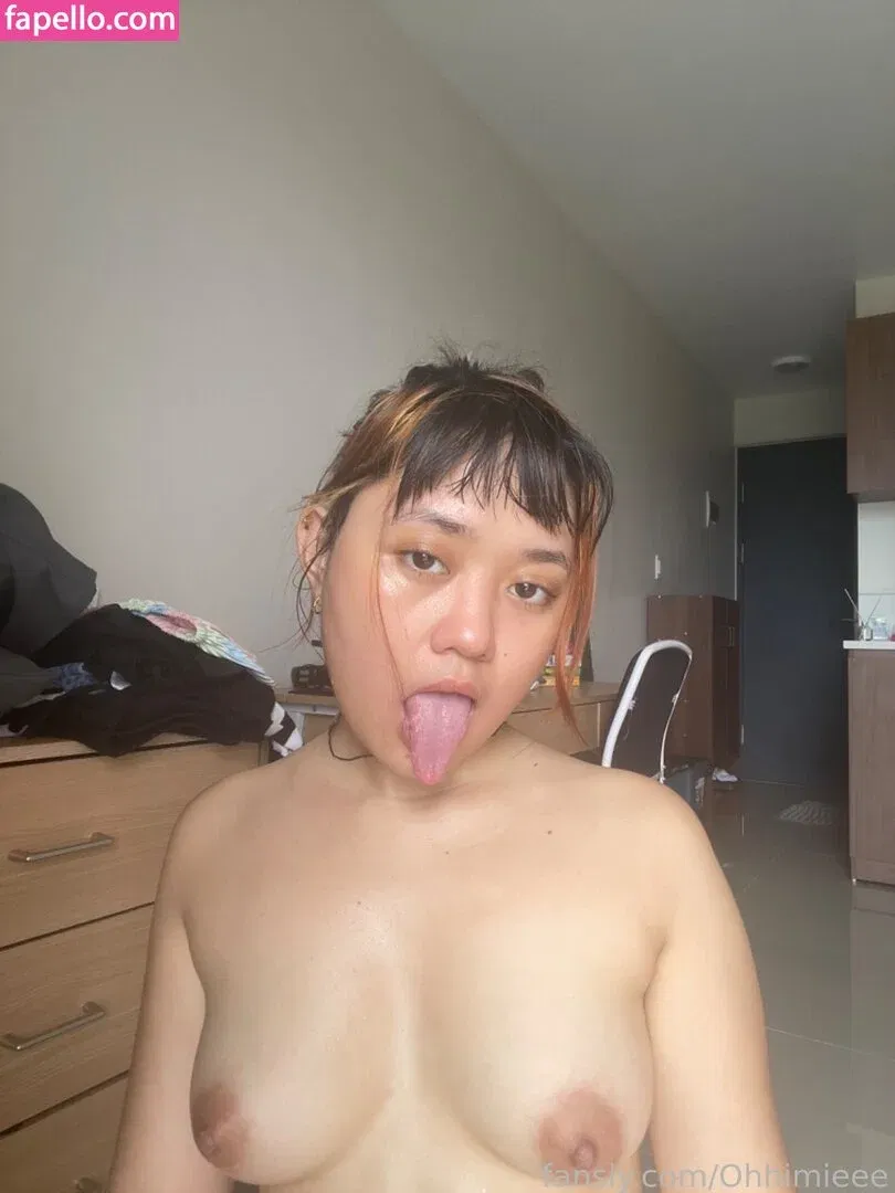 yogirlmarrlie0 Onlyfans Photo Gallery 