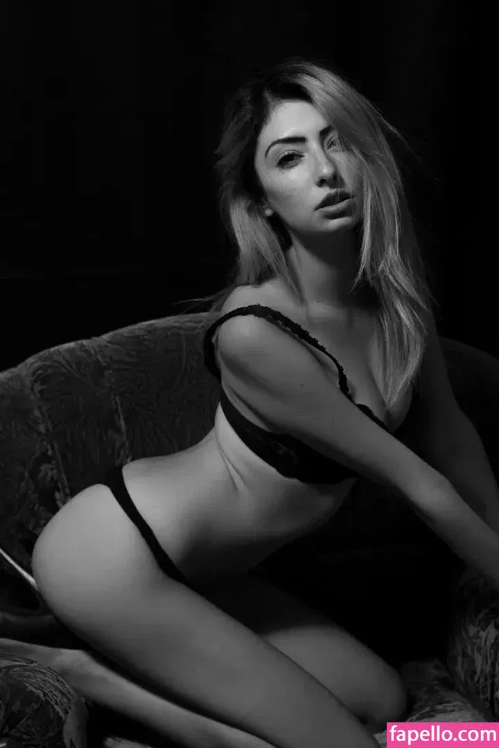 Daniela Bar Onlyfans Photo Gallery 