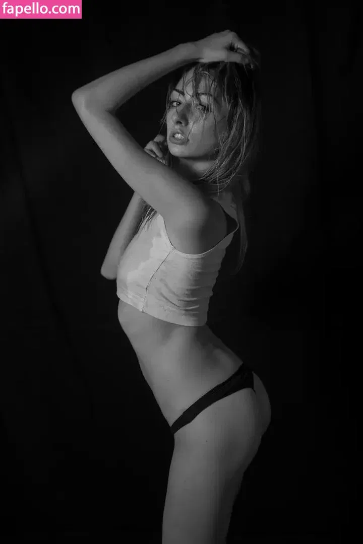 Daniela Bar Onlyfans Photo Gallery 