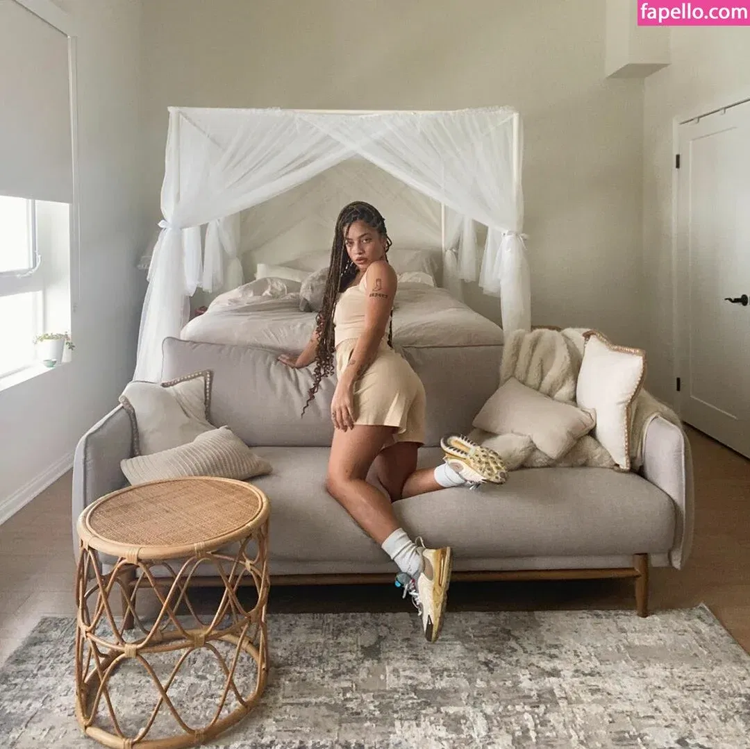 Kiana Ledé Onlyfans Photo Gallery 