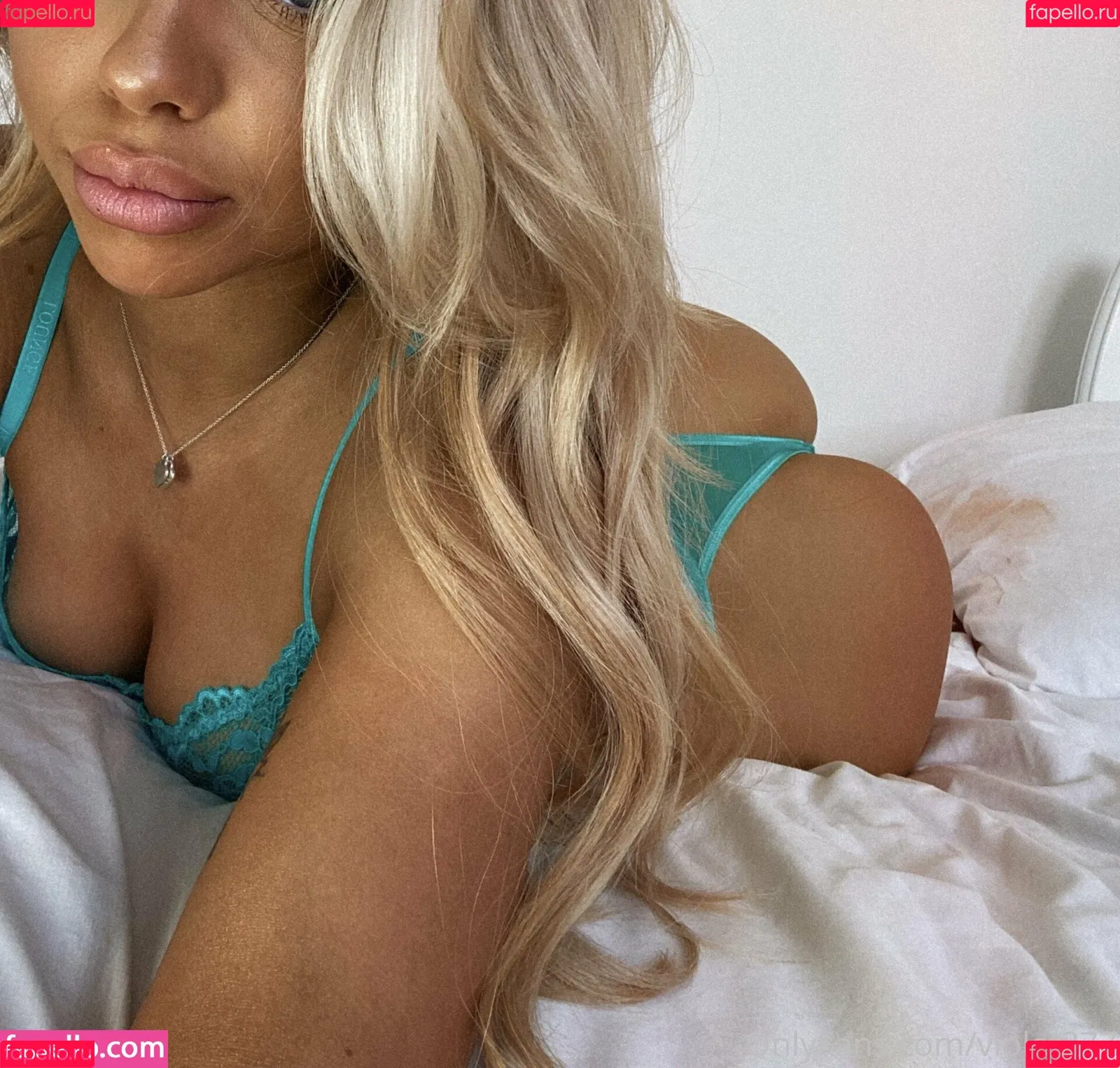 violet377 Onlyfans Photo Gallery 