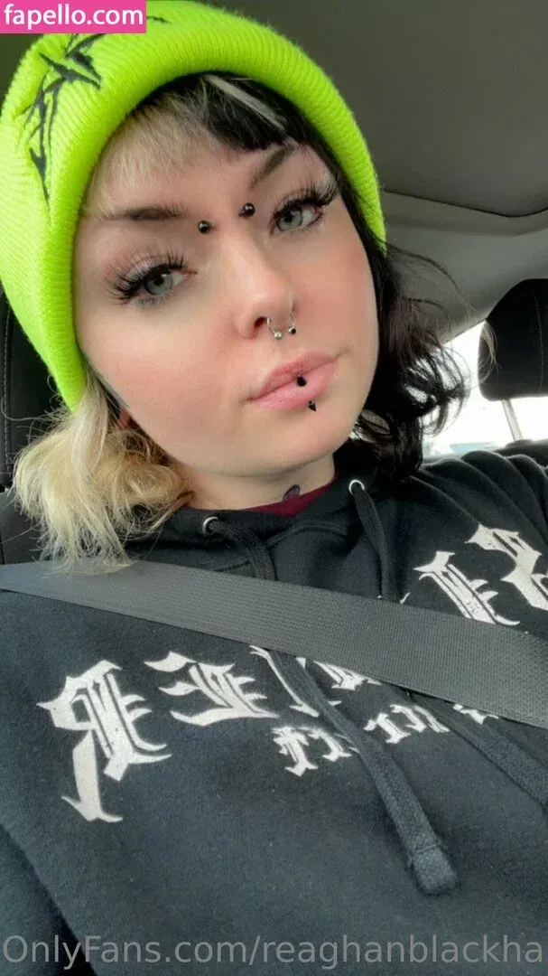 reaghanblackhart Onlyfans Photo Gallery 