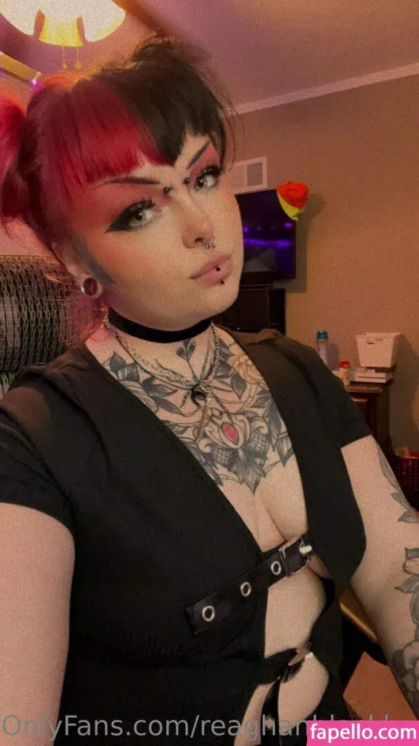 reaghanblackhart Onlyfans Photo Gallery 