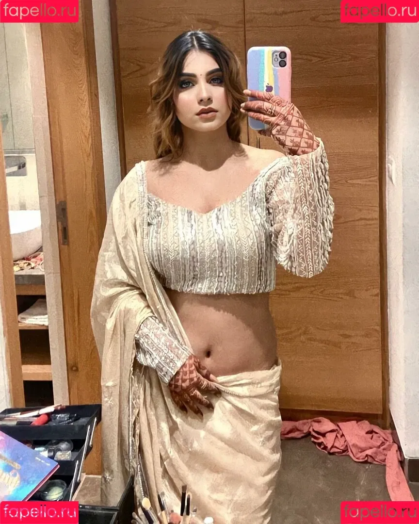 Kanak Mishra Onlyfans Photo Gallery 