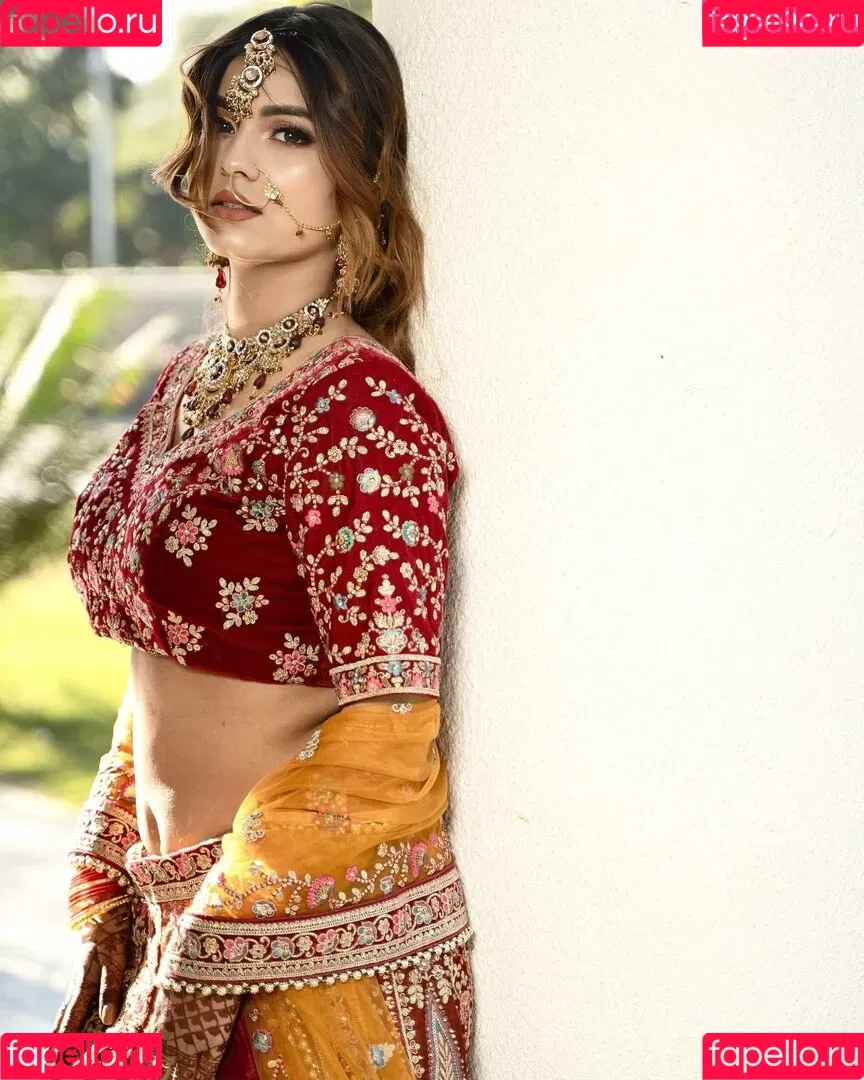 Kanak Mishra Onlyfans Photo Gallery 