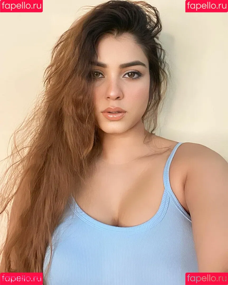 Kanak Mishra Onlyfans Photo Gallery 