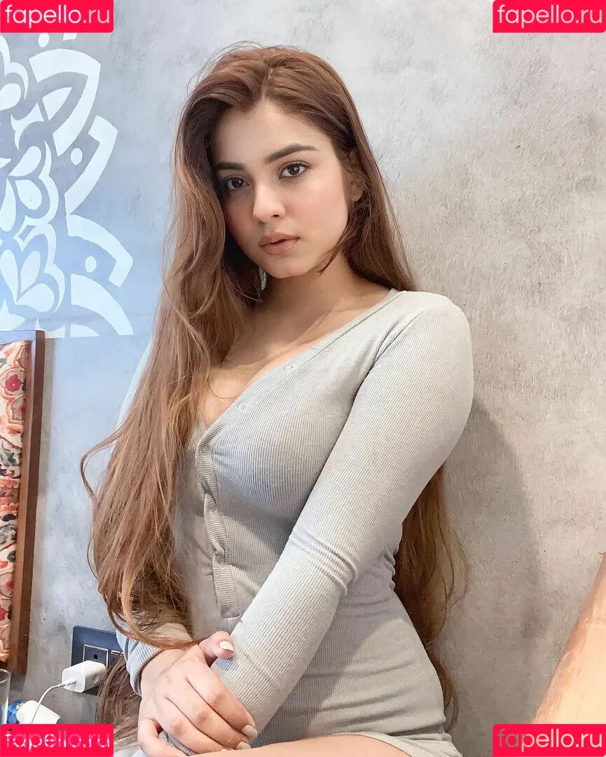 Kanak Mishra Onlyfans Photo Gallery 