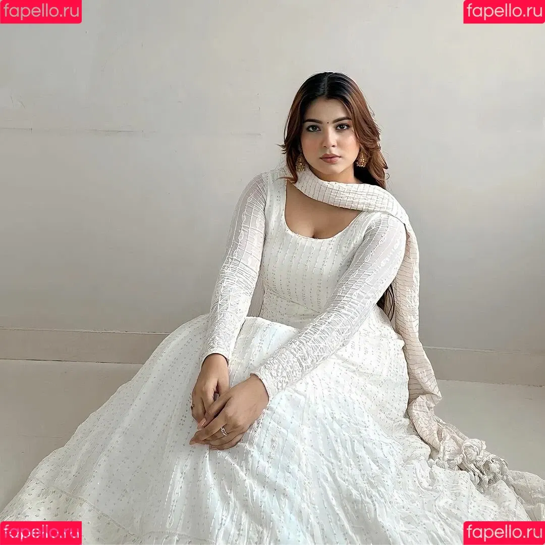Kanak Mishra Onlyfans Photo Gallery 