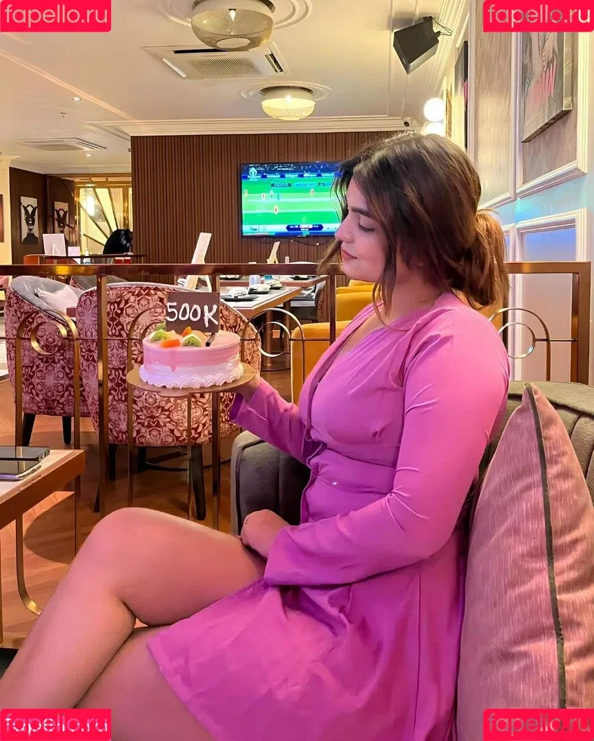 Kanak Mishra Onlyfans Photo Gallery 