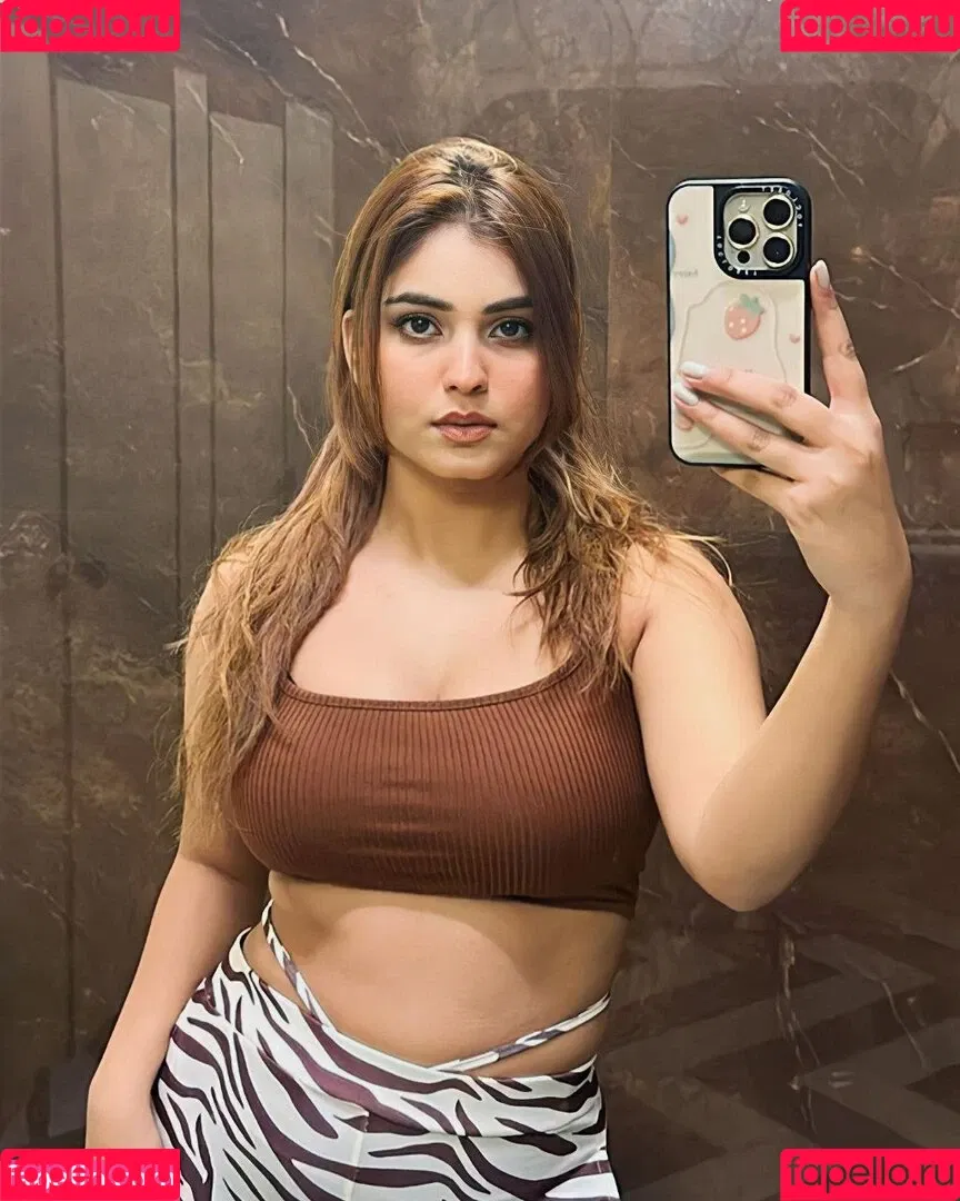 Kanak Mishra Onlyfans Photo Gallery 