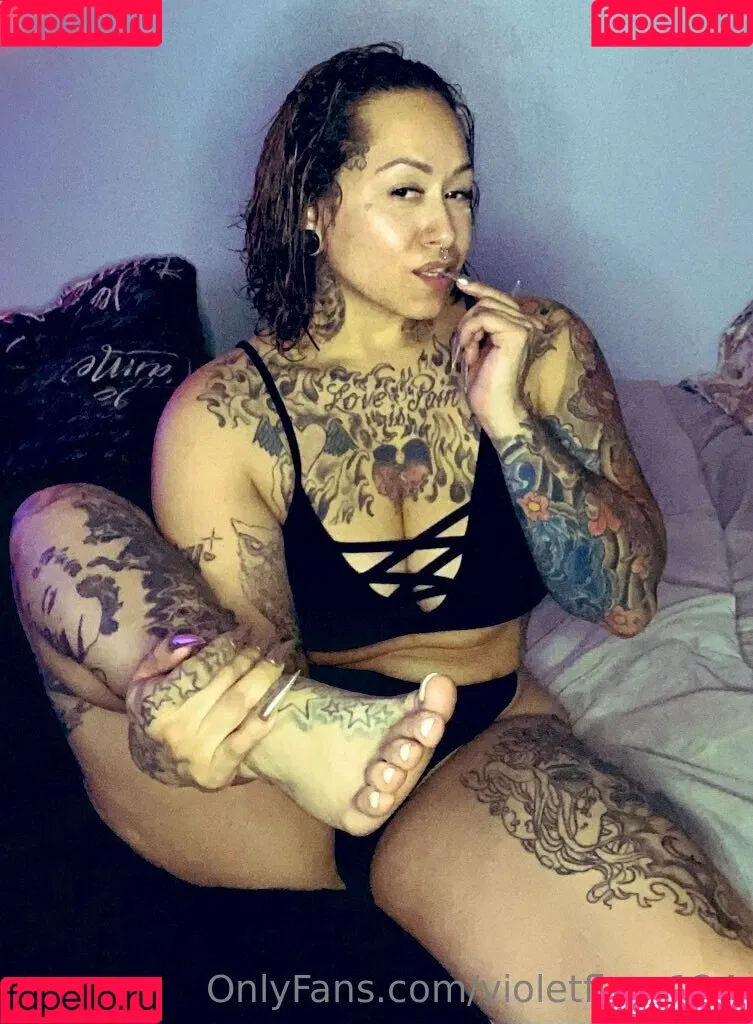 violetflore124 Onlyfans Photo Gallery 