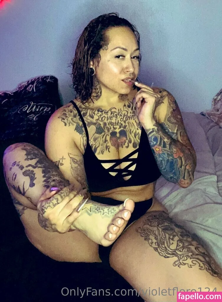 violetflore124 Onlyfans Photo Gallery 