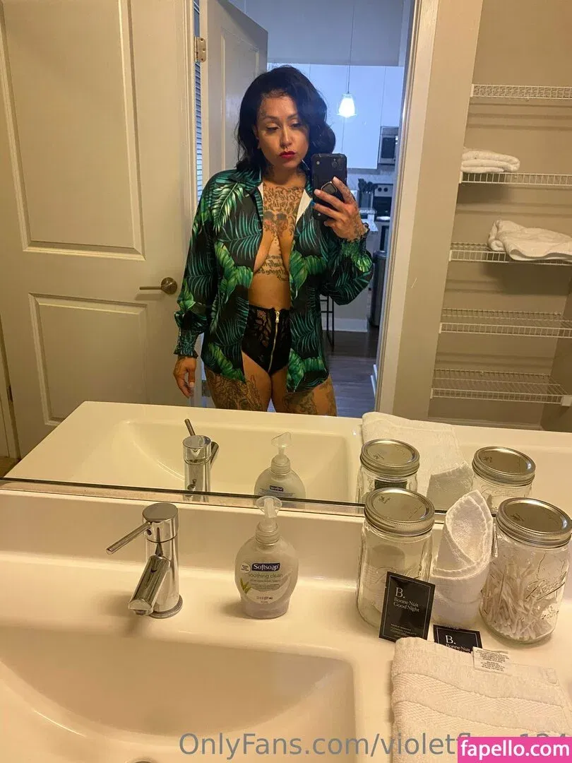 violetflore124 Onlyfans Photo Gallery 