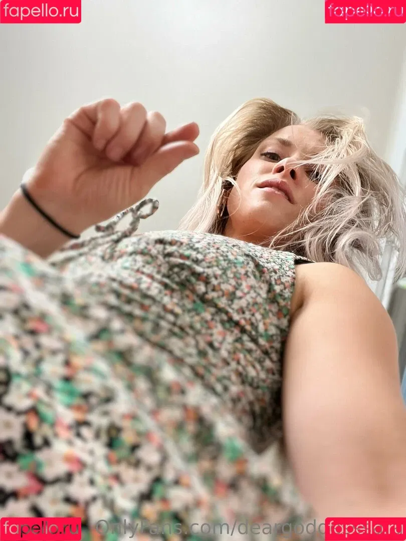 deargoddesssara Onlyfans Photo Gallery 