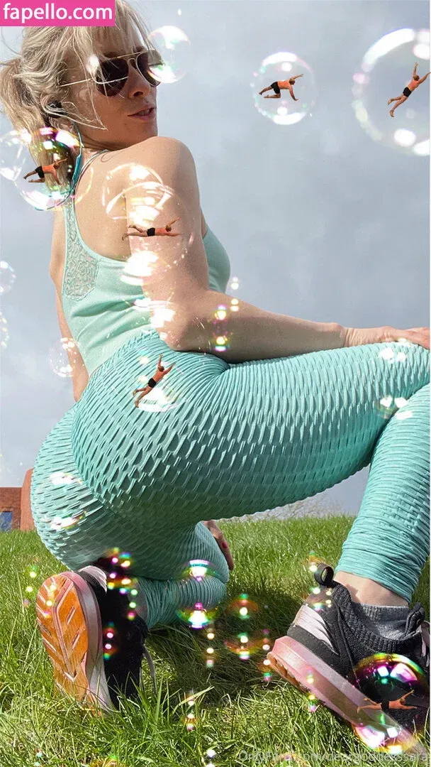 deargoddesssara Onlyfans Photo Gallery 