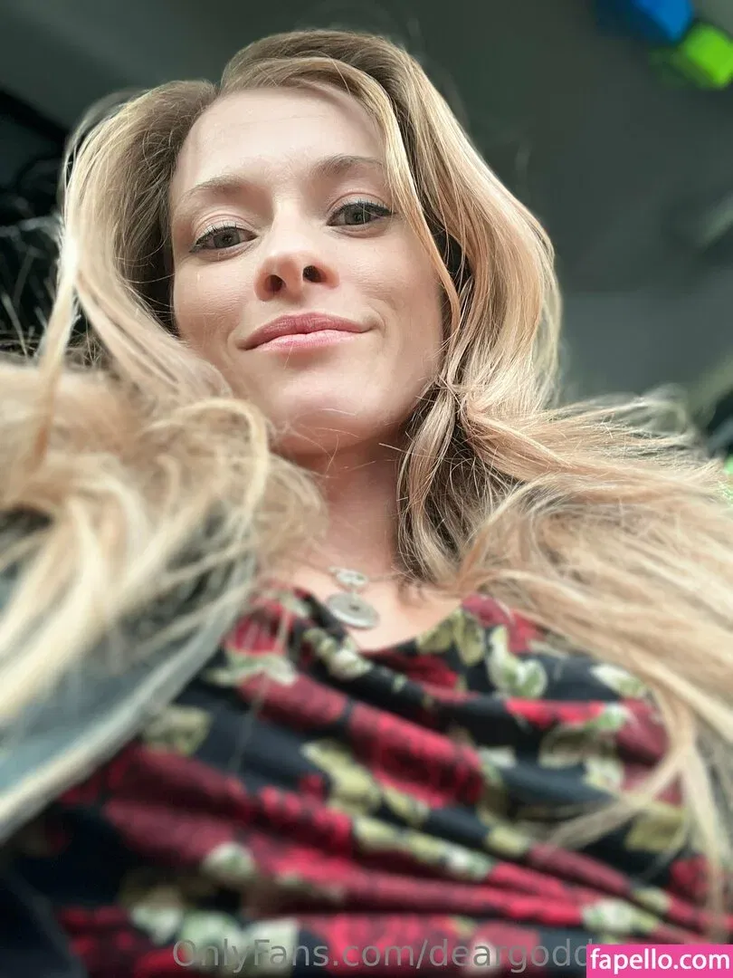 deargoddesssara Onlyfans Photo Gallery 