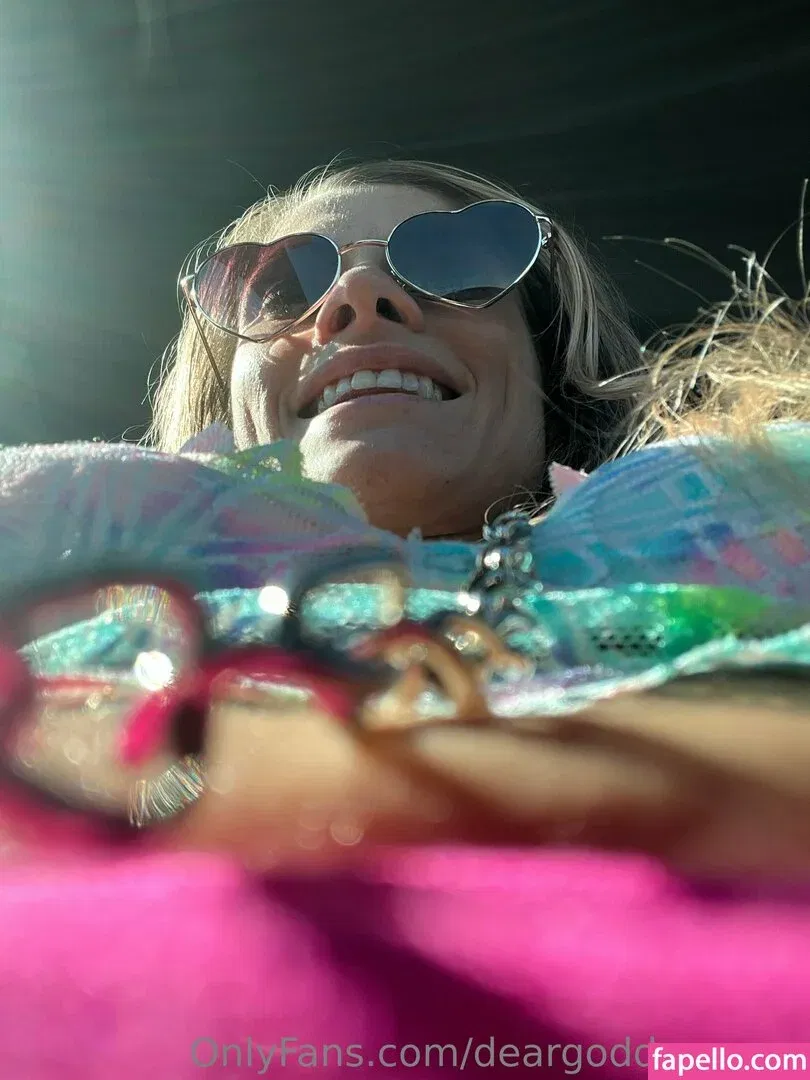 deargoddesssara Onlyfans Photo Gallery 