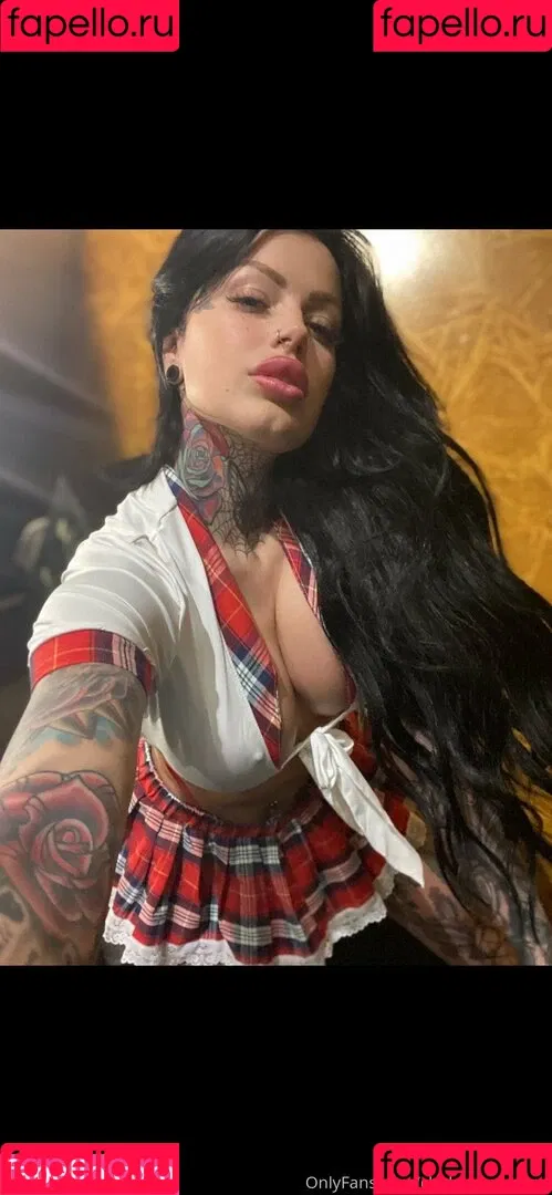 whitedovecries Onlyfans Photo Gallery 