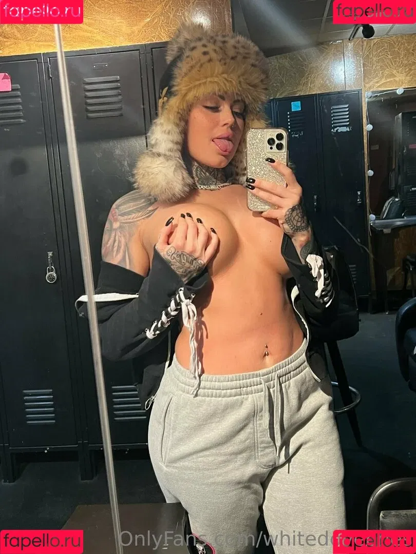 whitedovecries Onlyfans Photo Gallery 