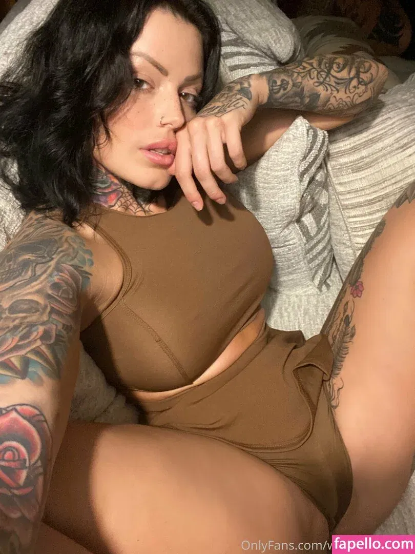 whitedovecries Onlyfans Photo Gallery 