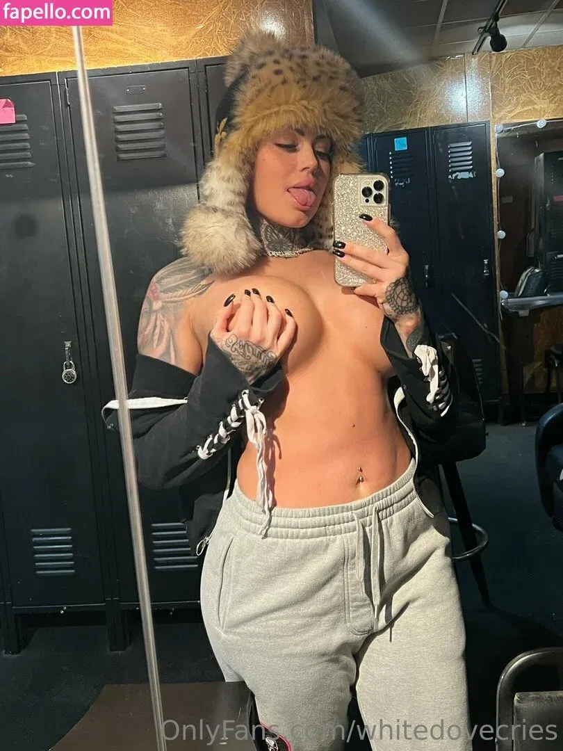 whitedovecries Onlyfans Photo Gallery 