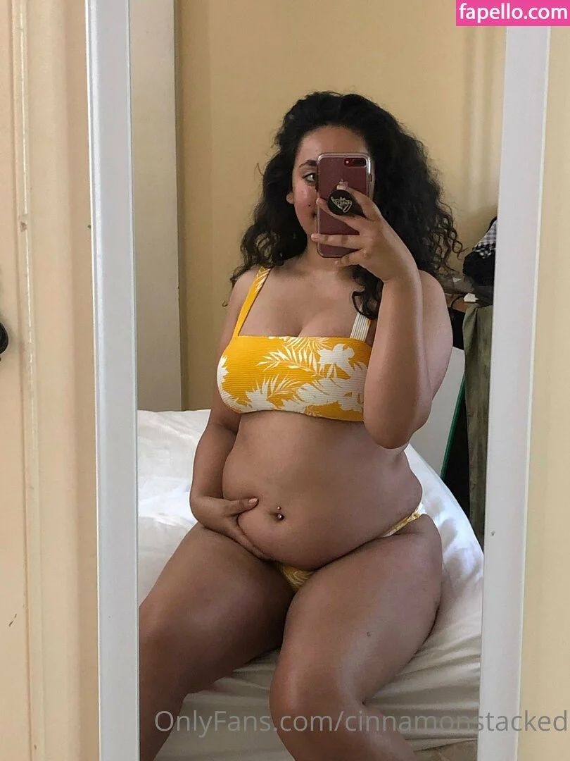 cinnamonstacked Onlyfans Photo Gallery 