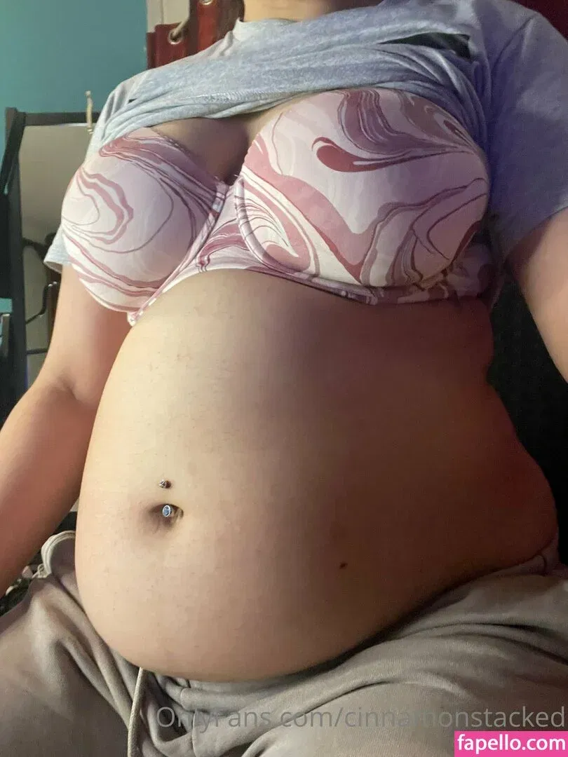 cinnamonstacked Onlyfans Photo Gallery 