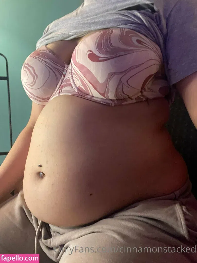 cinnamonstacked Onlyfans Photo Gallery 