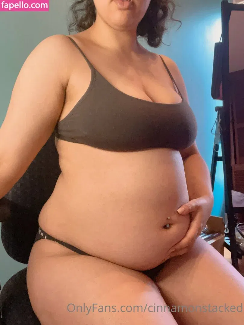 cinnamonstacked Onlyfans Photo Gallery 