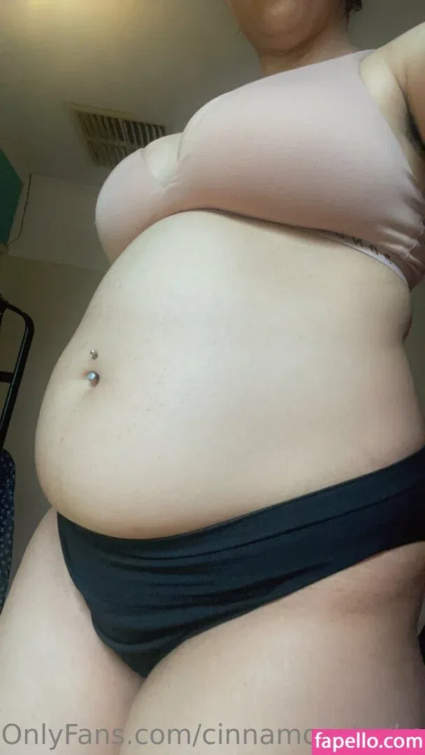 cinnamonstacked Onlyfans Photo Gallery 