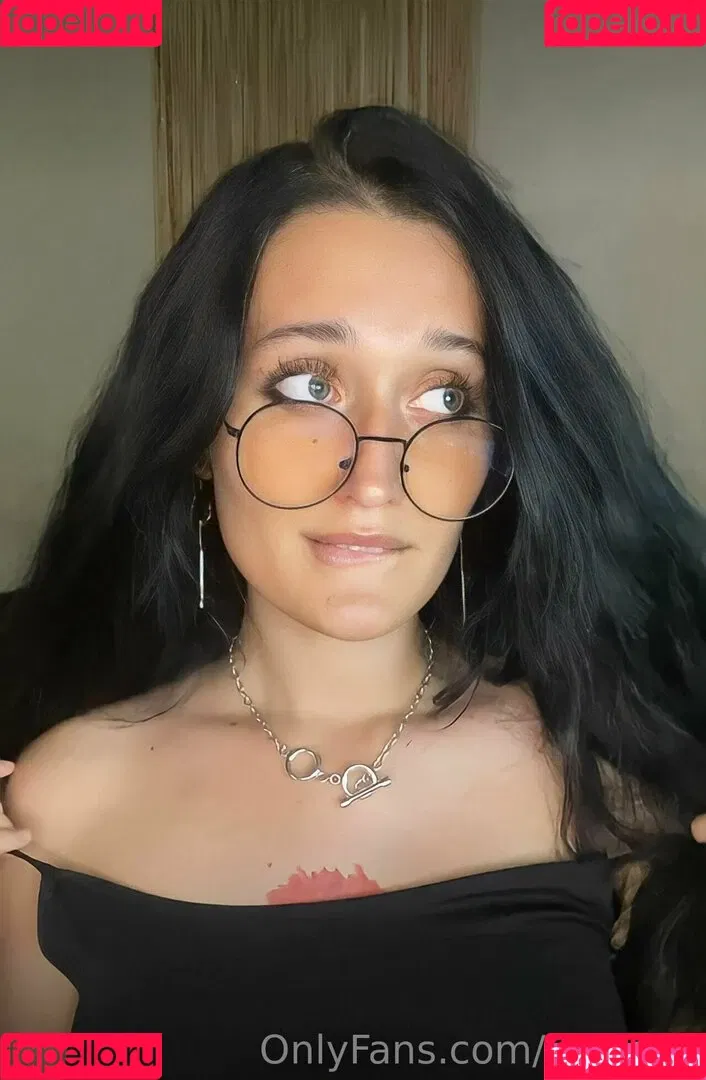 yourfavcamillefree Onlyfans Photo Gallery 