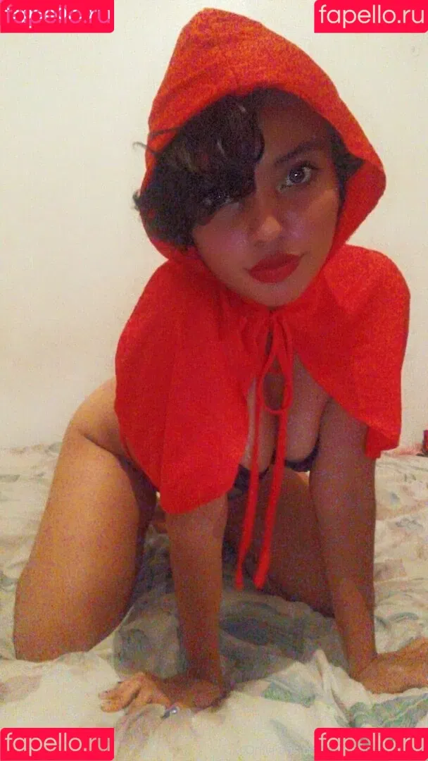 angelesavilez Onlyfans Photo Gallery 