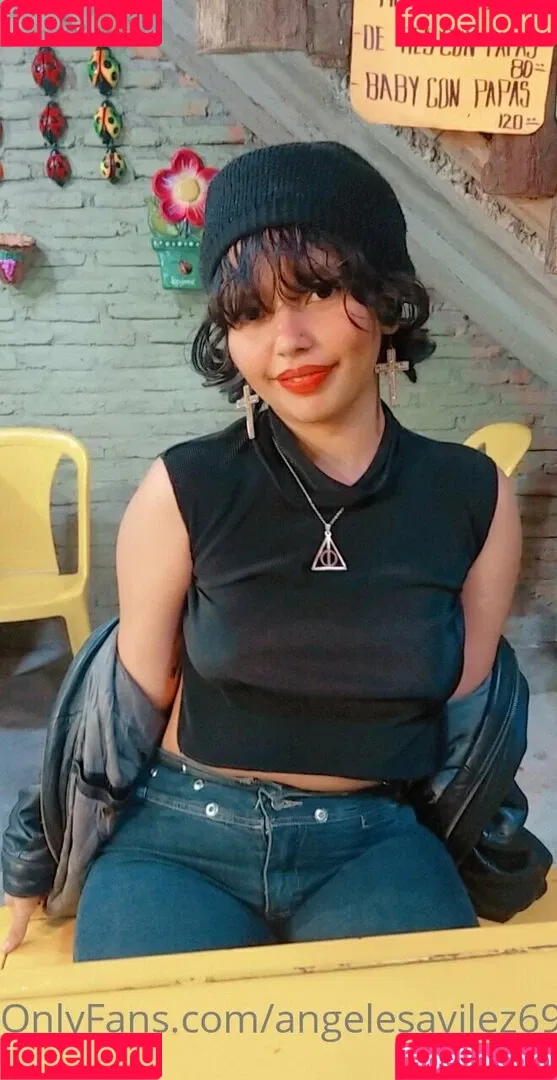 angelesavilez Onlyfans Photo Gallery 