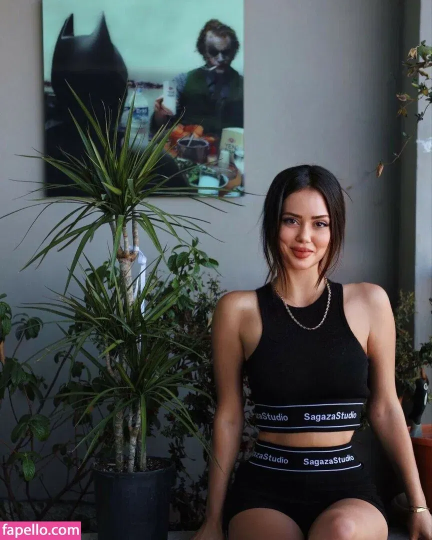 bernacalanthe Onlyfans Photo Gallery 