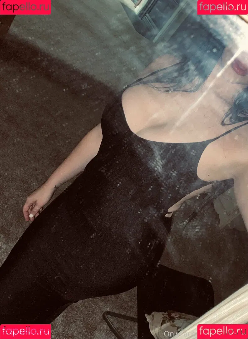 adrianaw Onlyfans Photo Gallery 