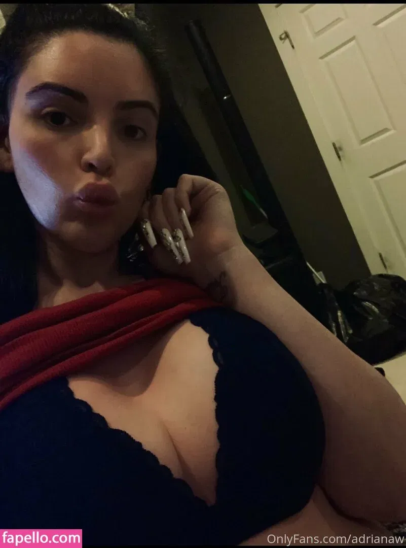 adrianaw Onlyfans Photo Gallery 